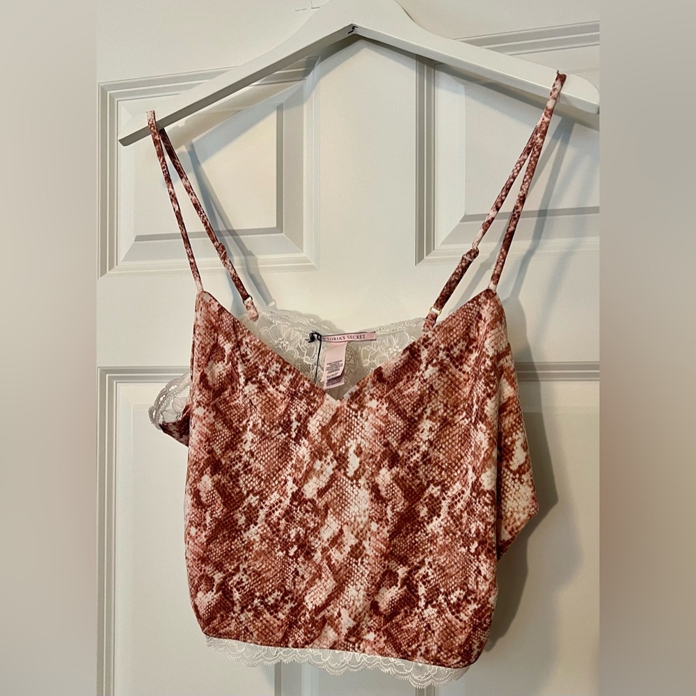 Women’s Victoria Secret Lace Snakeskin Print Lounge Tank Top. NEW!